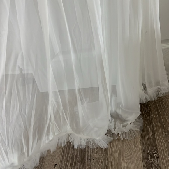 Sexy Robe - Picture 3 of 5